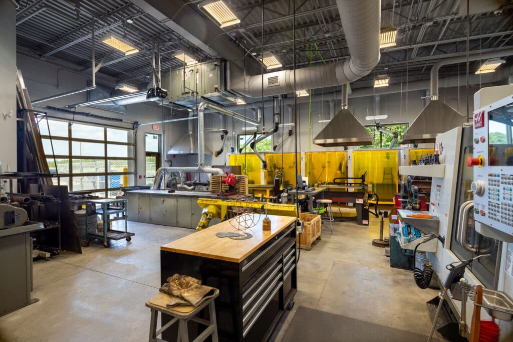 Holmen SD High School Welding and Metals Shop