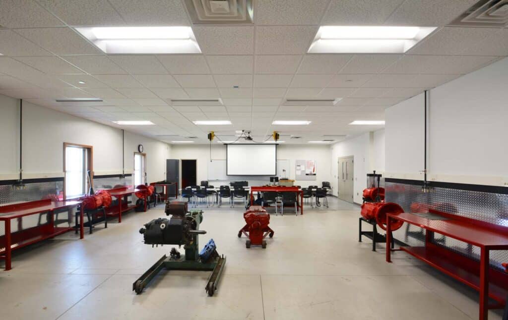 Interior image of WTC Diesel Heavy Equipment Addition Classroom