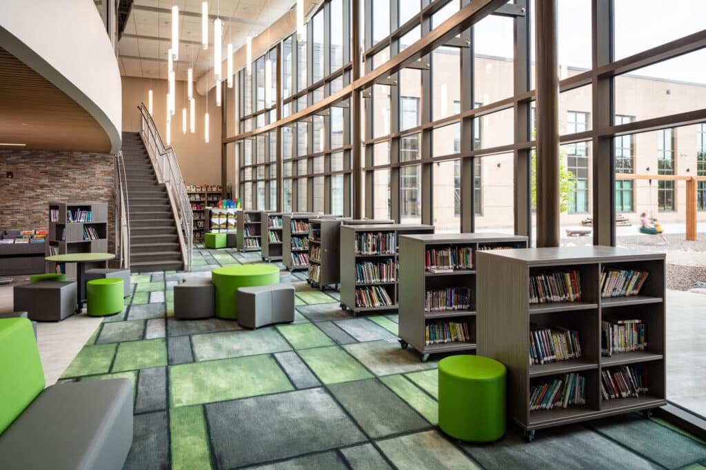 La Crescent Elementary Library