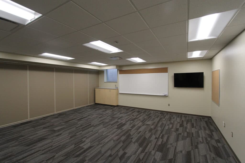 MMOC Lower Level Education Center Classroom