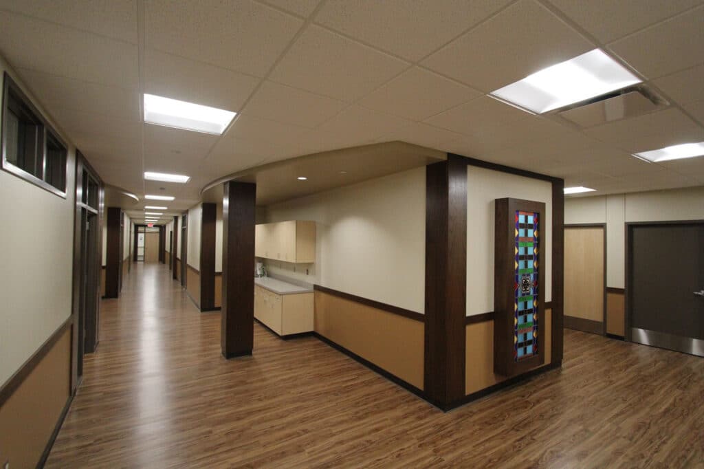 MMOC Lower Level Education Center Hallway